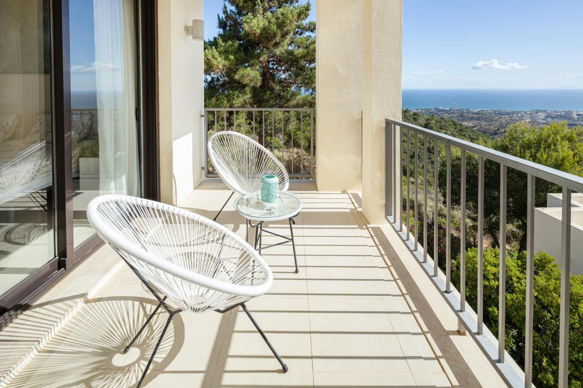 Spectacular Views - Luxury Apartment In Resort - Marbella Hills Bagian luar foto